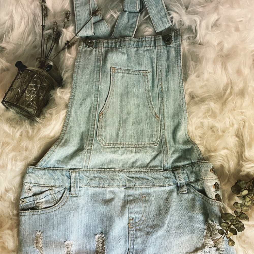 Rue21 Overall skirt
